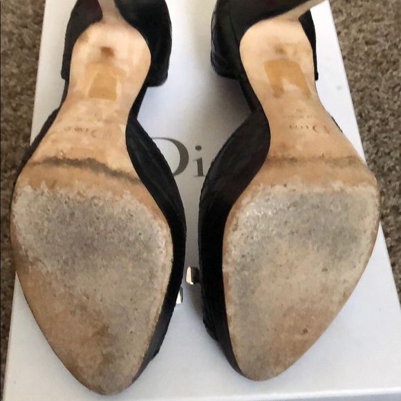 Dior Cannage Bow - Picture 2 of 5